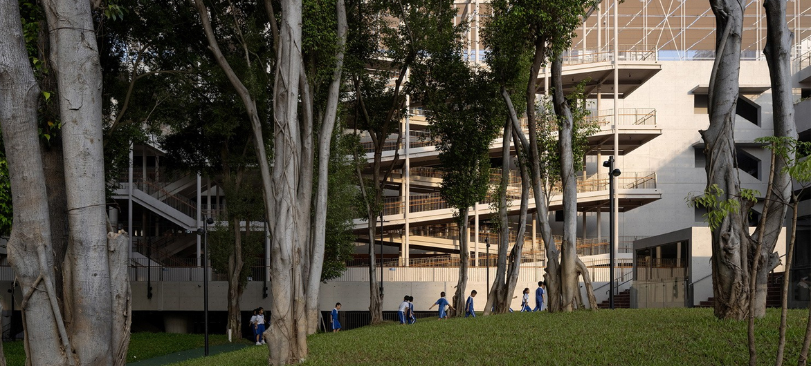 深圳荔园外国语小学 / 直向建筑